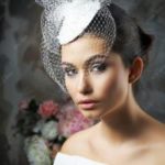 Свадебная вуалетка – украшение на голову невесты
