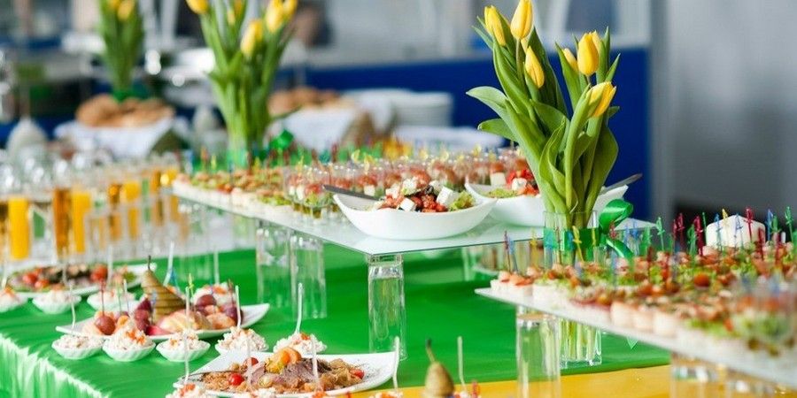 Угощайте гостей свежими и легкими блюдами