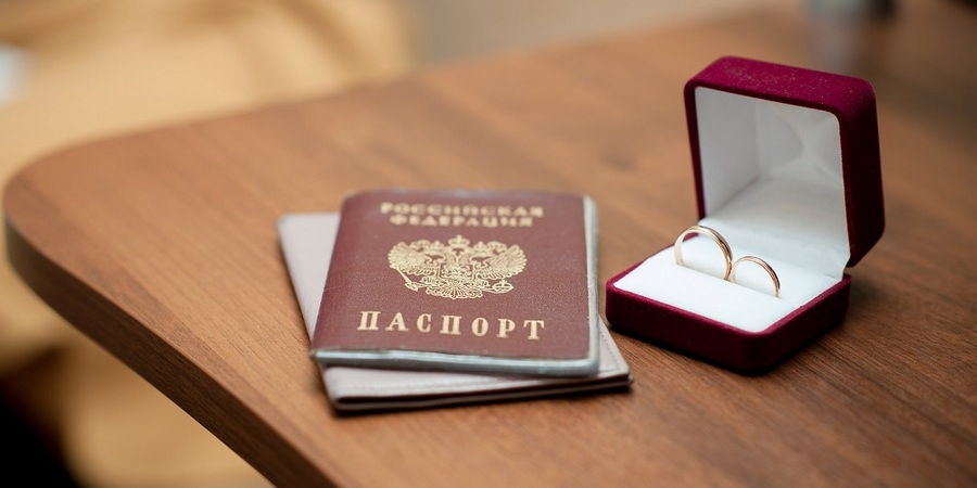 Перед подачей заявления придется собрать целый список бумаг