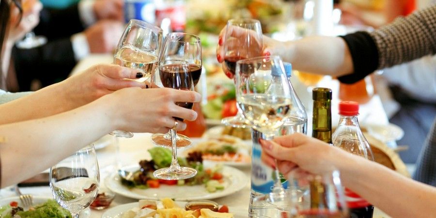 Можно устроить пышные гулянья